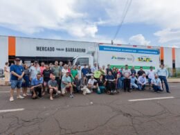 Itaipu entrega caminhão e equipamentos para cooperativa que abastece 150 escolas em Foz