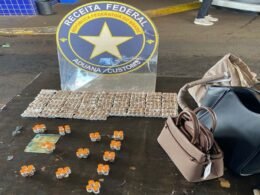 Homem é detido com 310 ampolas escondidas em bolsas na Ponte da Amizade