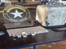 Motoboy usava mochila de entrega como fachada para contrabando de medicamentos