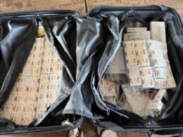Passageiro é preso com 585 ampolas emagrecedoras ocultas em mala na Ponte da Amizade