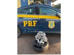 Três estrangeiros são presos com drogas durante abordagens simultâneas no Paraná