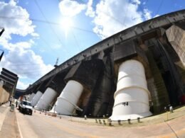 Royalties e energia rendem US$ 205 milhões ao Paraguai em 2026