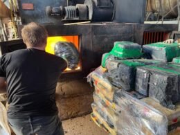 PF destrói quase 11 toneladas de drogas apreendidas na tríplice fronteira