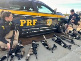 Maior apreensão de fuzis da história da PRF é realizada durante fiscalização na BR-277