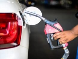 Etanol na gasolina pode subir para 32%; decisão será tomada nesta quarta