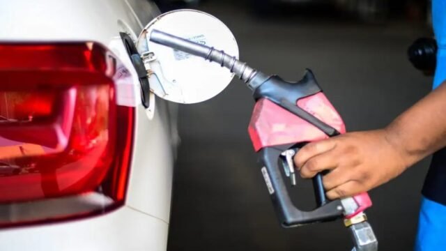 Etanol na gasolina pode subir para 32%; decisão será tomada nesta quarta