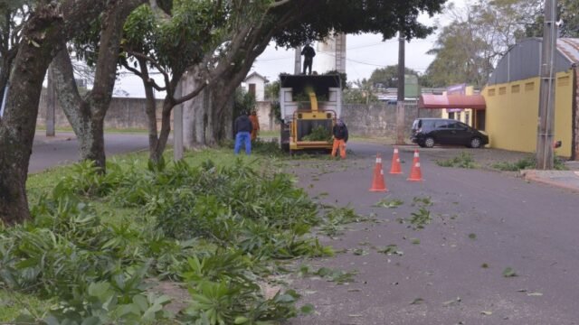 Mutirão recolhe cerca de 400 toneladas de lixo e entulhos na região de Três Lagoas
