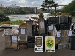 Traficante é preso ao tentar esconder mais de 620 kg de maconha em casa em construção