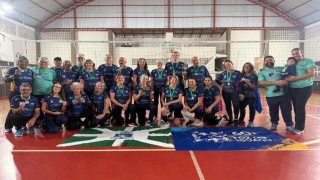 Esporte e qualidade de vida: Foz recebe campeonato de Vôlei Câmbio 60+
