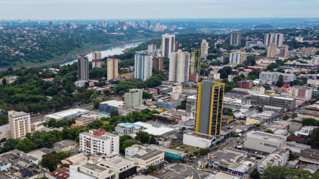 Faltam 888 pessoas para Foz do Iguaçu chegar aos 300 mil habitantes