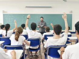 Inscrição para professor temporário do Estado termina amanhã, com salário de até R$ 6.991