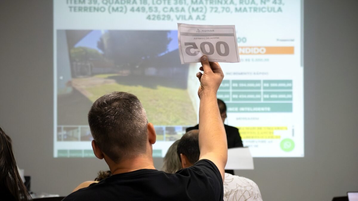 Itaipu leiloa 14 casas da Vila A em setembro, com lances a partir de R$ 262 mil