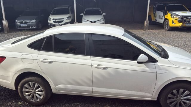 Motorista larga o carro com 401 quilos de maconha e some no mato na BR-277, em Guarapuava
