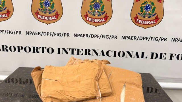 O destino final era a Espanha: passageira é presa com 2,6 kg de cocaína no aeroporto de Foz