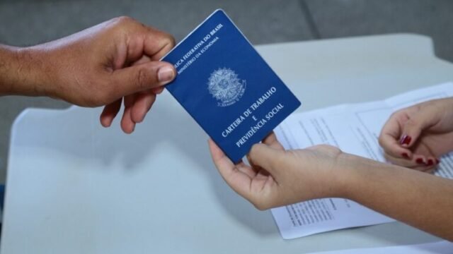 Agência do Trabalhador de Foz do Iguaçu oferece 790 vagas em 152 funções nesta quarta