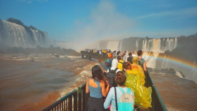 Com 263 mil visitantes, Parque Nacional do Iguaçu tem o melhor mês de sua história