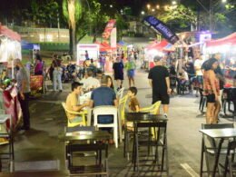 Feirinha da JK tem edições noturnas na Praça da Paz nesta sexta e no sábado
