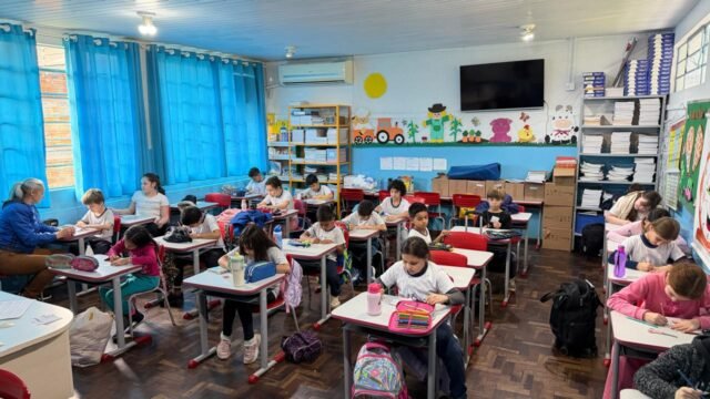 Foz publica o calendário das matrículas 2027 e marca audiência da Educação nesta quinta