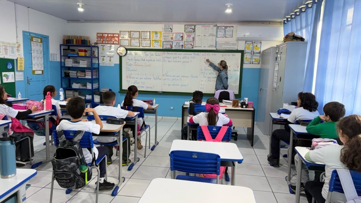 Prêmio do Ideb sai em duas parcelas, com R$ 7 milhões que a Câmara tirou da obra da nova sede