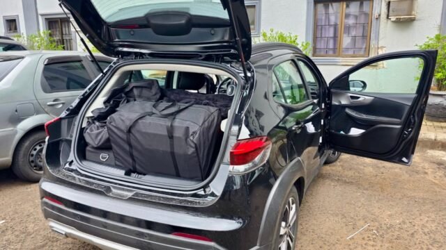 Carro com R$ 200 mil em cigarros e cigarros eletrônicos é apreendido em hotel na Vila Portes