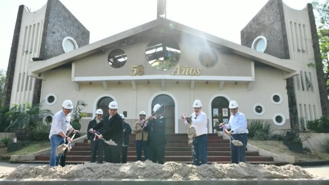 Catedral de Ciudad del Este volta a ser erguida sete meses depois do incêndio