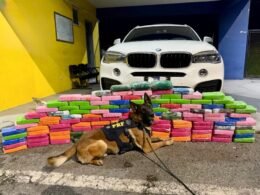 Casal viaja com 136 kg de cocaína no assoalho de uma BMW X6 e é preso na BR-277