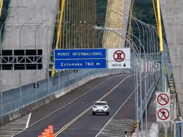 Brasileiros que moram no Paraguai ficam sem o documento da Ponte da Integração