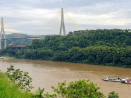 Puerto Iguazú e Presidente Franco criam corredor turístico pela balsa