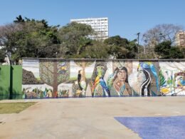 Praça da Paz tem vacina, teste de IST e microchipagem de pets neste sábado