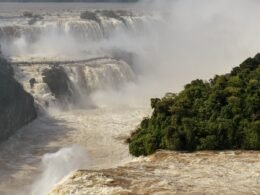 Passarela das Cataratas é interditada, mas a Trilha segue aberta neste domingo