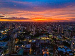 Veja o que abre e o que fecha em Foz no feriado de segunda-feira (12)