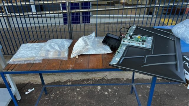 Dentro de televisores comprados no Paraguai, 8,4 kg de haxixe e ecstasy em ônibus para São Paulo