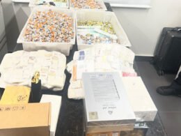 PF prende dois passageiros com 1.900 ampolas de tirzepatida no aeroporto de Foz do