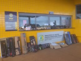 Motorista é preso com réplicas de armas e emagrecedores na BR-277 em Cascavel