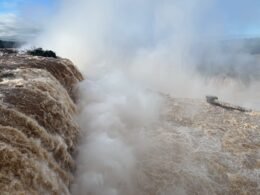 Cataratas do Iguaçu chegam a 17,7 milhões de litros por segundo, o maior volume do ano