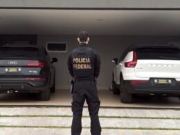 Operação contra contrabando de eletrônicos faz buscas em casas de dois policiais militares