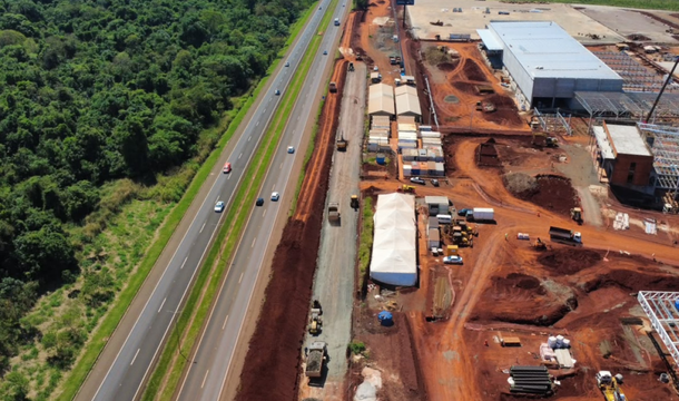 Marginal da BR-277 fica bloqueada até 9 de outubro para abrir o acesso ao novo Porto Seco